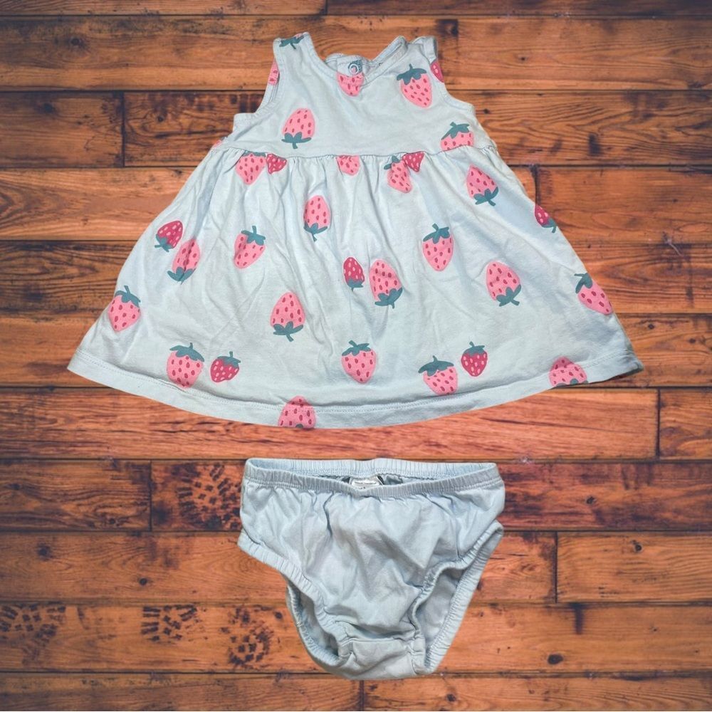 5 for $25🔥Carter's Strawberry Print Baby Blue Dress &‎ Bloomer Set Baby Size 9M